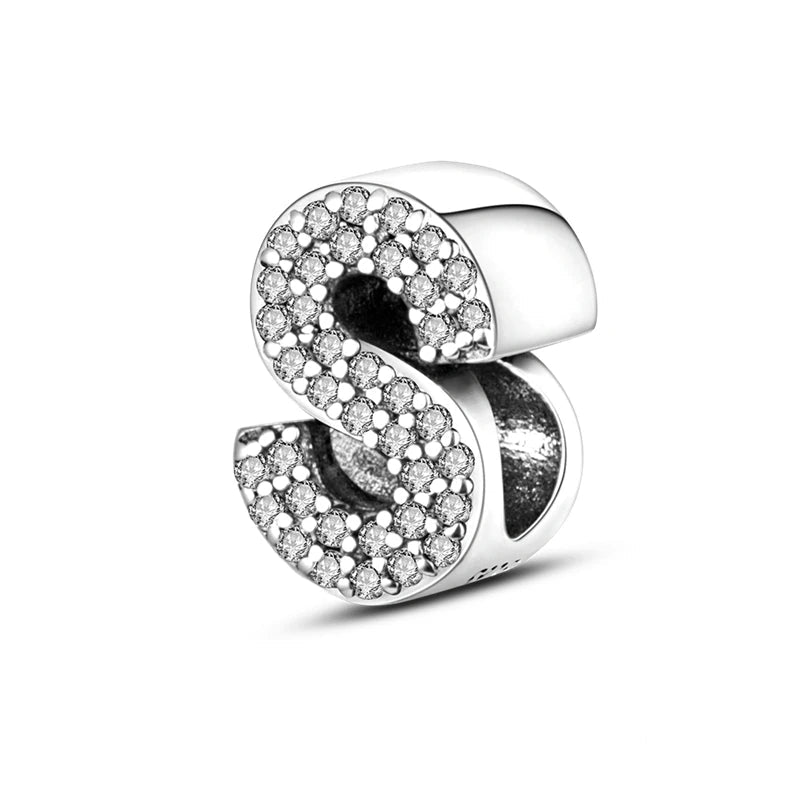 Buchstaben-Charm mit Zirkonia – Personalisierter Anhänger