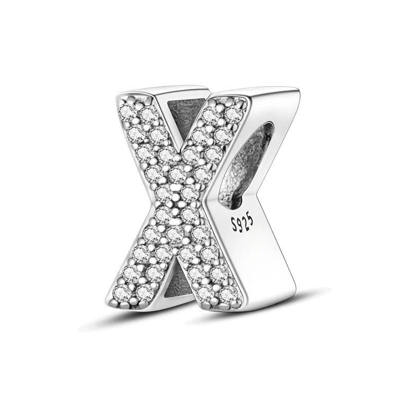 Buchstaben-Charm mit Zirkonia – Personalisierter Anhänger