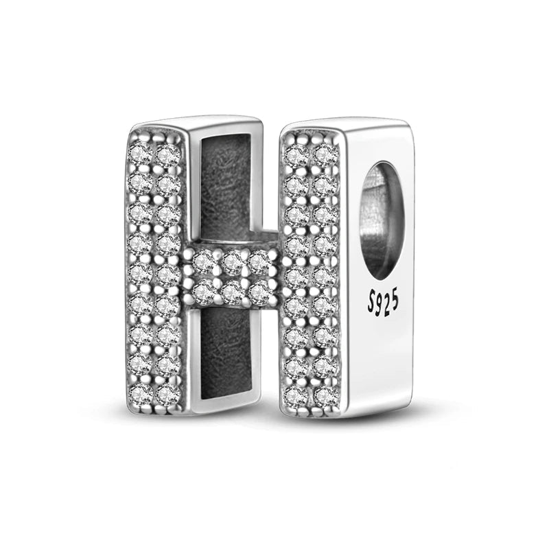 Buchstaben-Charm mit Zirkonia – Personalisierter Anhänger