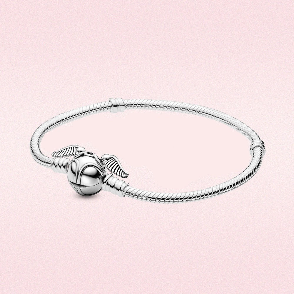 Charm Armband mit den goldenen Schnatz von Harry Potter